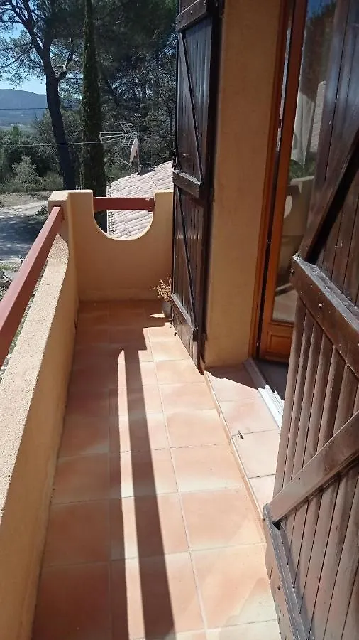 Les Cigales Bed & Breakfast Villelaure