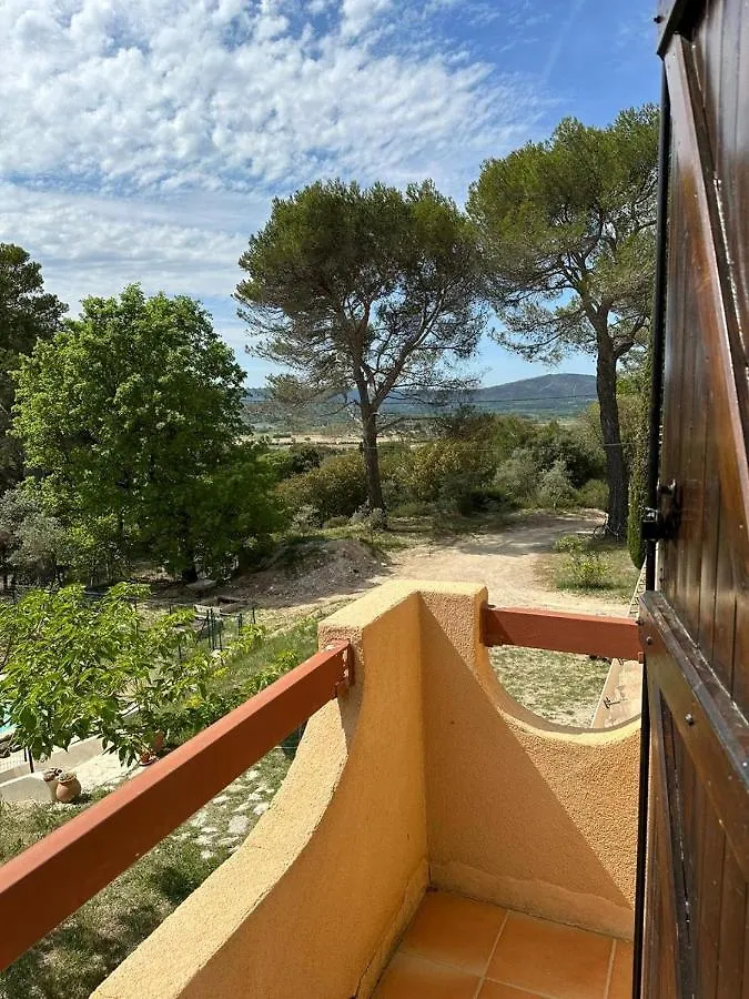 Les Cigales Bed & Breakfast Villelaure 0*,  France
