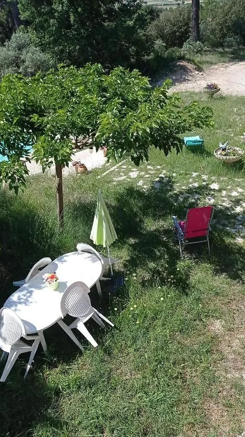 Bed & Breakfast Bed and Breakfast Les Cigales Villelaure